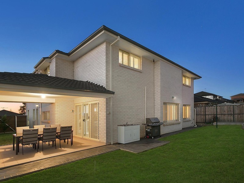 12 Bimberi Avenue, Minto NSW 2566