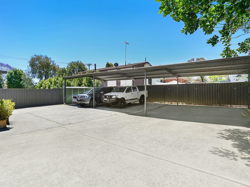 6 Sturt Street, Campbelltown NSW 2560