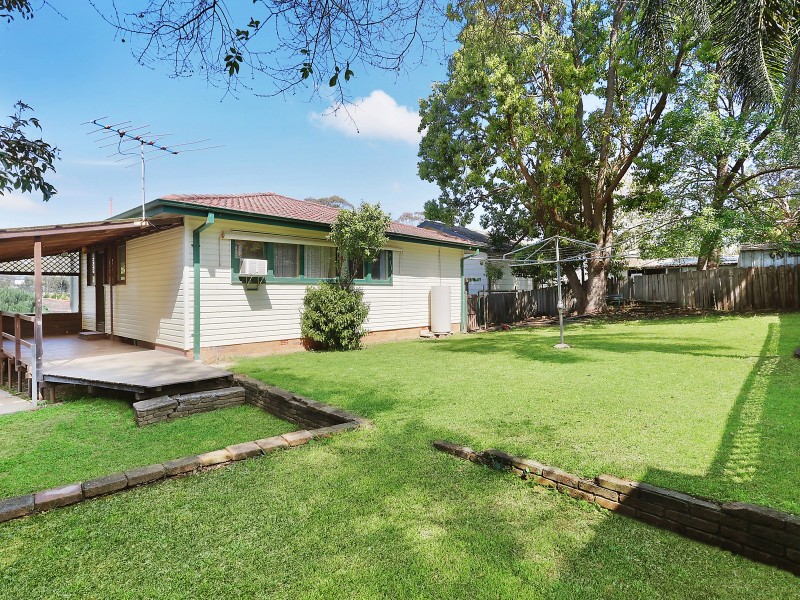 39 Phillip Street, Campbelltown NSW 2560