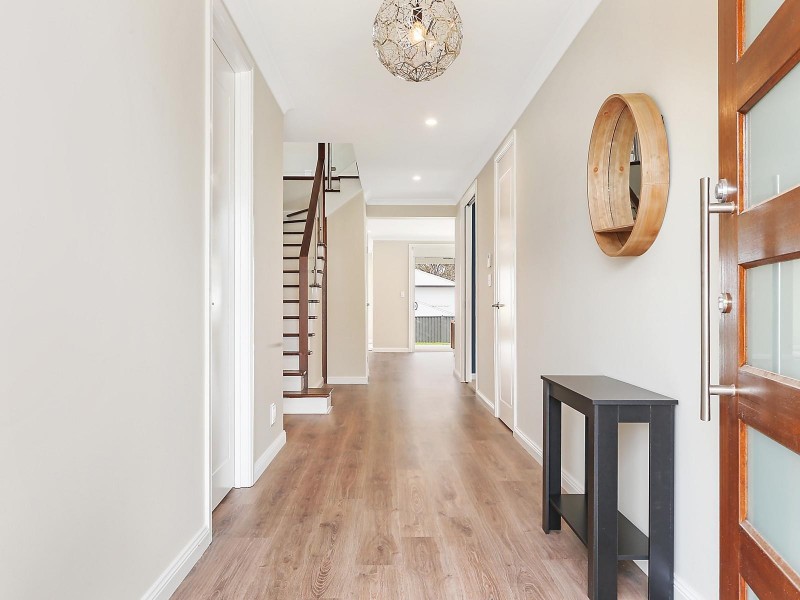 8 Douglas Place, Harrington Park NSW 2567