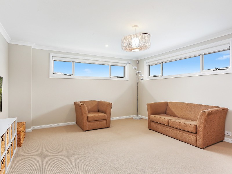 8 Douglas Place, Harrington Park NSW 2567