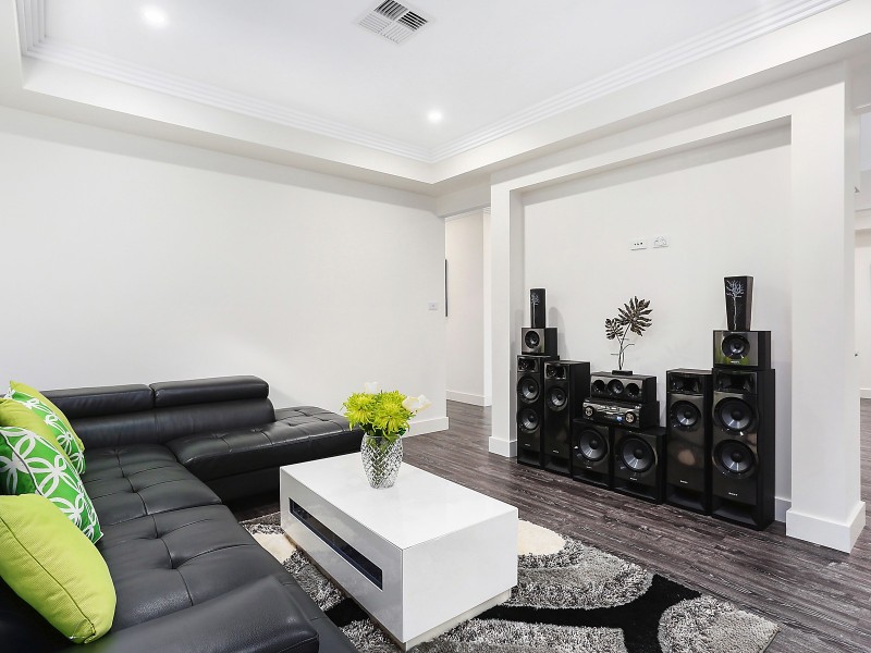 24 Chamberlain Way, Harrington Park NSW 2567