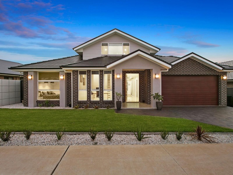 60 Richards Loop, Oran Park NSW 2570