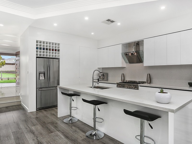 60 Richards Loop, Oran Park NSW 2570