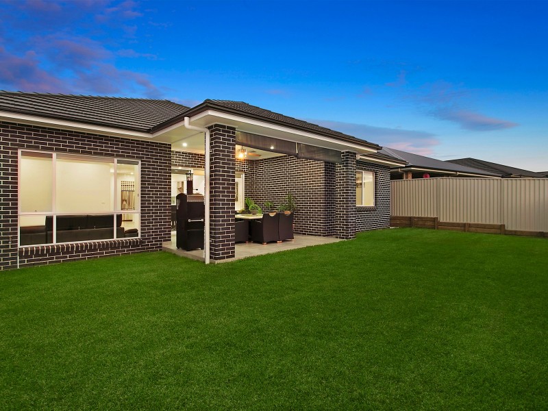 60 Richards Loop, Oran Park NSW 2570