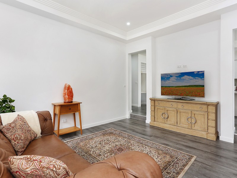 60 Richards Loop, Oran Park NSW 2570