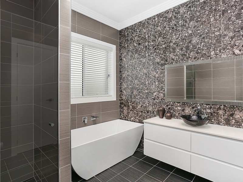 60 Richards Loop, Oran Park NSW 2570