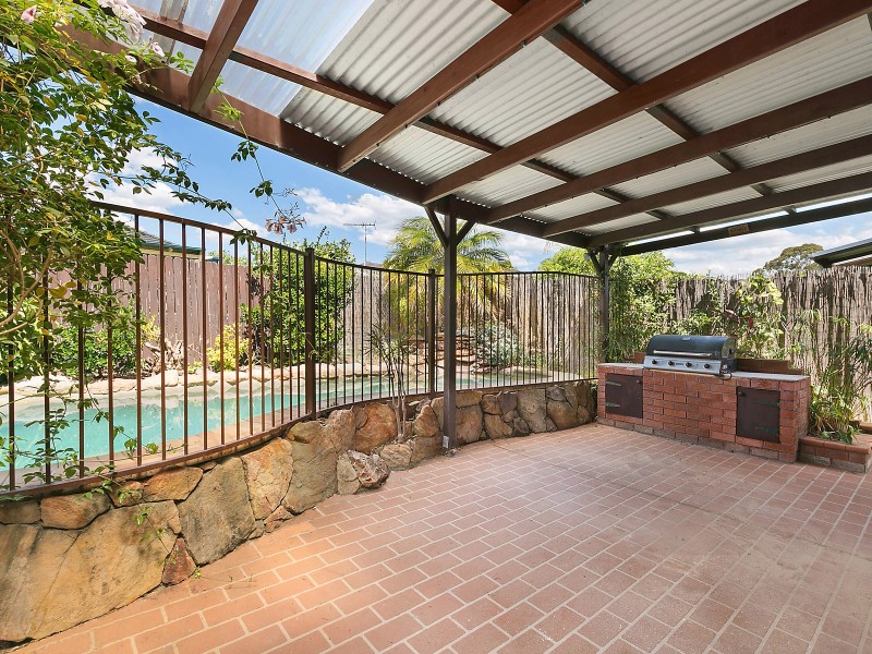 30 Phyllis Street, Minto NSW 2566