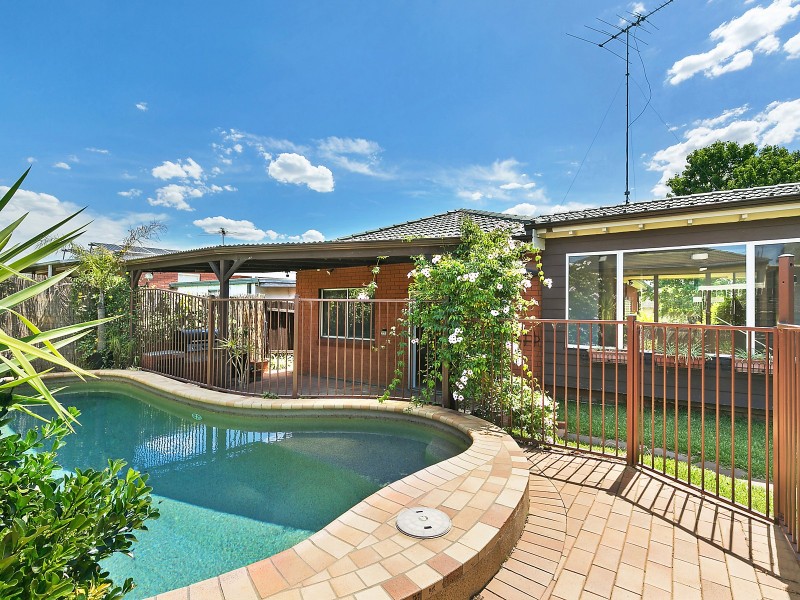 30 Phyllis Street, Minto NSW 2566