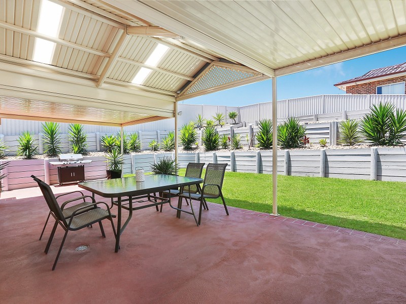 6 Mountain View Avenue, Glen Alpine NSW 2560