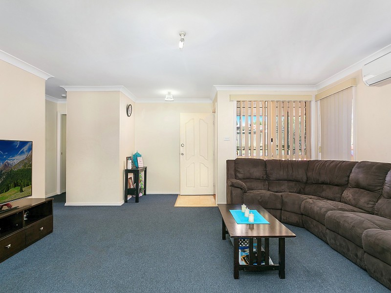 29 Downes Crescent, Currans Hill NSW 2567