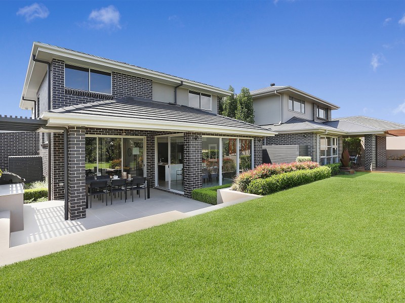 40 Village Circuit, Gregory Hills NSW 2557