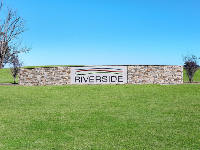 15 Redcap Street, Spring Farm NSW 2570