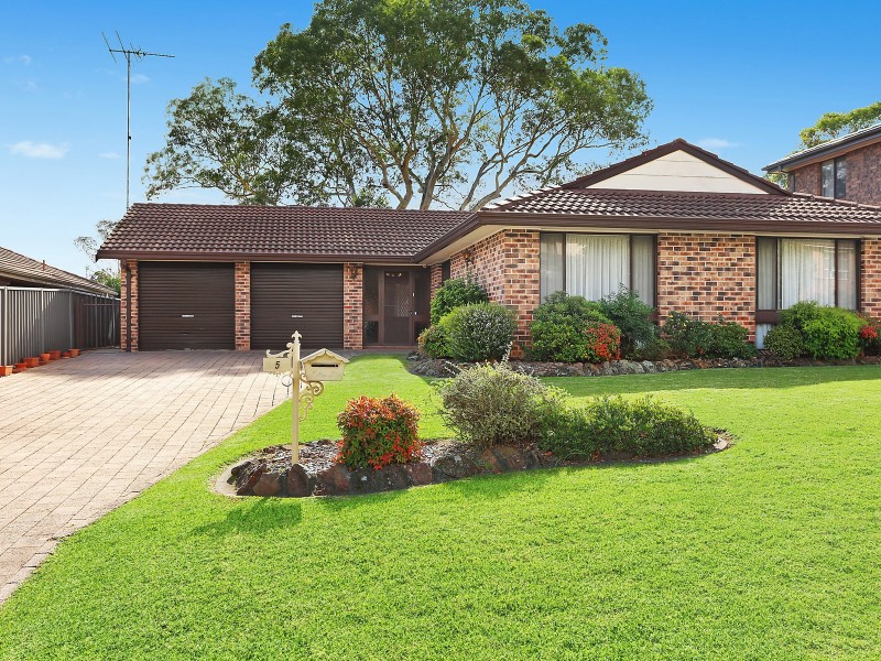 5 Ballantrae Drive, St Andrews NSW 2566