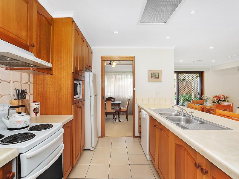 5 Ballantrae Drive, St Andrews NSW 2566