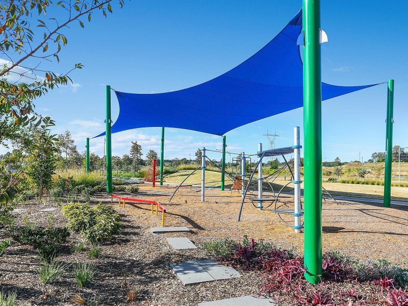 3 Bilson Road, Spring Farm NSW 2570