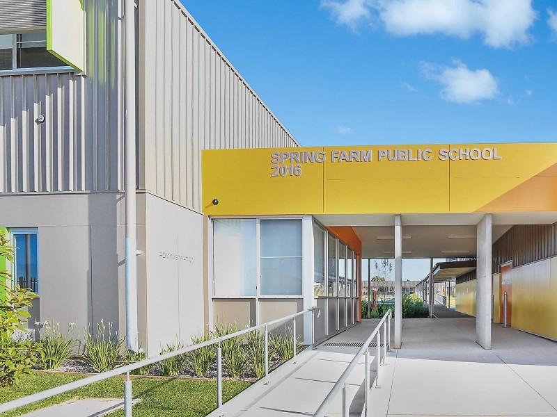 3 Bilson Road, Spring Farm NSW 2570