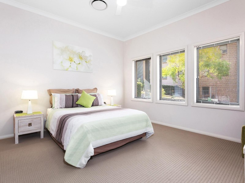 5 Bairin Street, Campbelltown NSW 2560