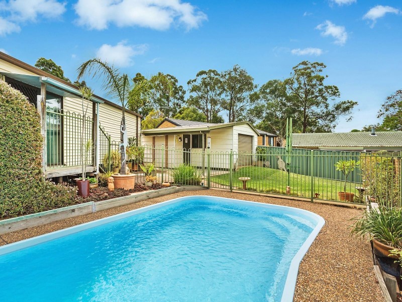 11 Dumfries Road, St Andrews NSW 2566