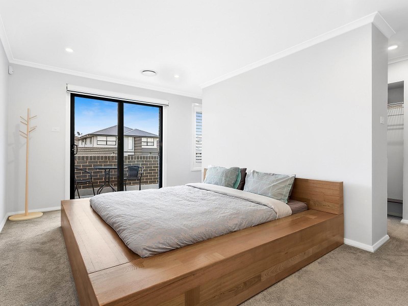 7 Canal Parade, Leppington NSW 2179