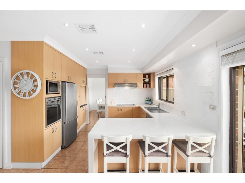 3 Fuchsia Place, Bossley Park NSW 2176