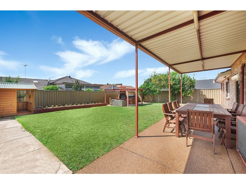 3 Fuchsia Place, Bossley Park NSW 2176