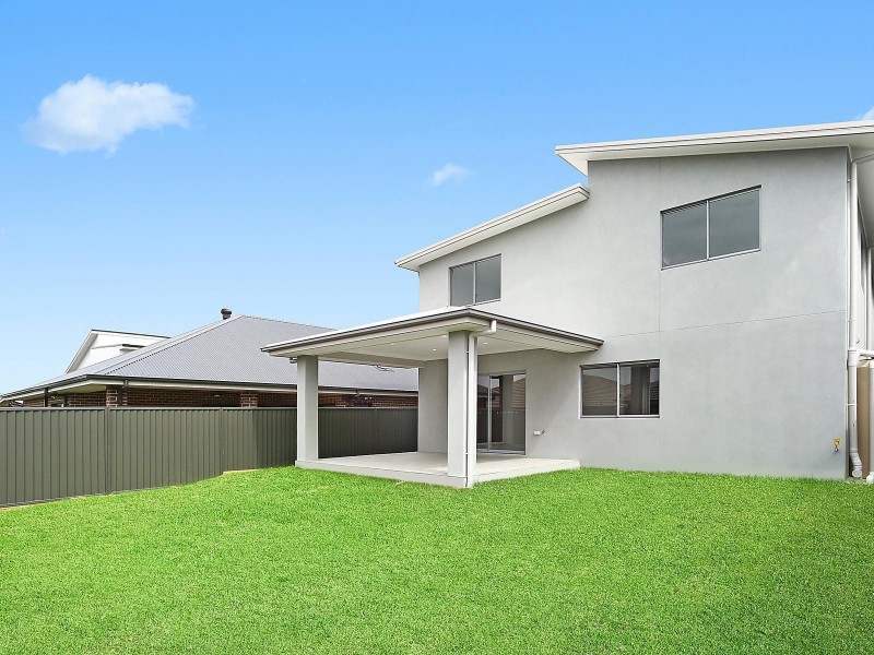 137 Holden Drive, Oran Park NSW 2570