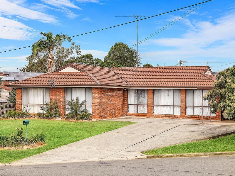 7 Lark Place, Wallacia NSW 2745