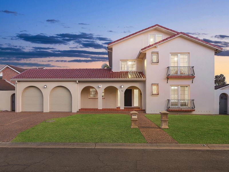 15 Carbine Close, Casula NSW 2170