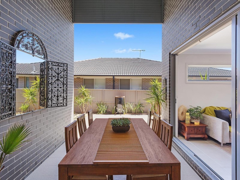 11 Redcap Street, Spring Farm NSW 2570