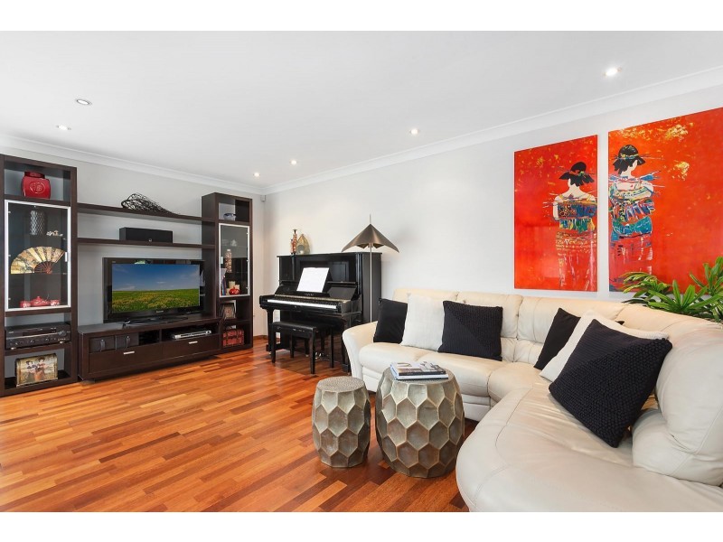 74 Sirius Circuit, Narellan NSW 2567