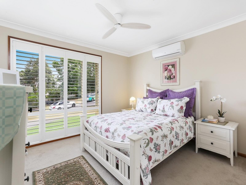 4 Northbury Court, Glen Alpine NSW 2560