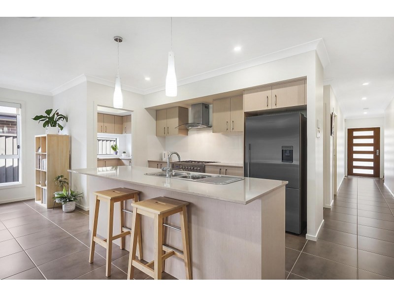 6 Arena Street, Spring Farm NSW 2570