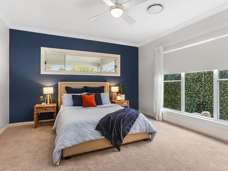 10 Frank Brooking Close, Camden South NSW 2570