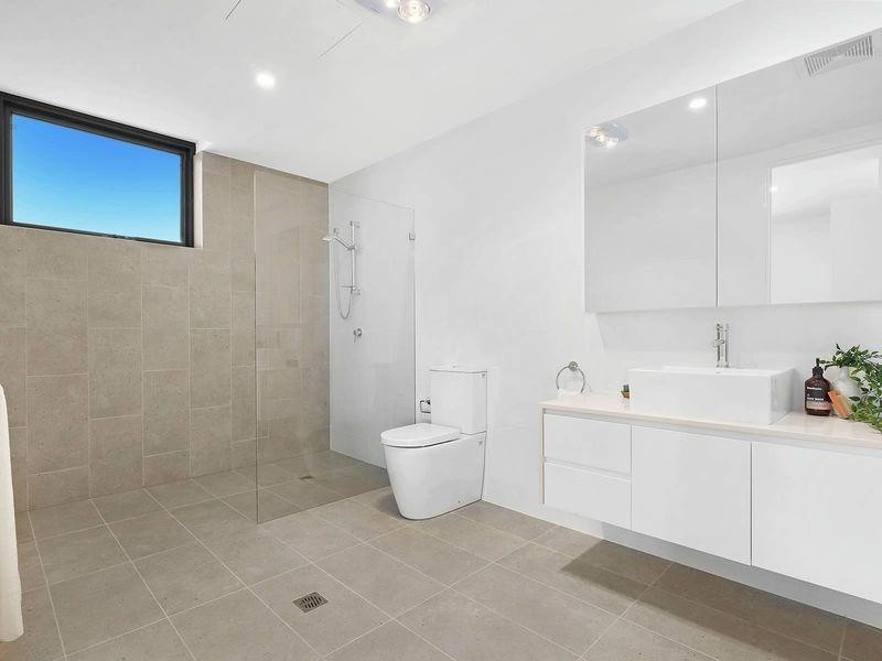 B306/72 Glendower Street, Gilead NSW 2560
