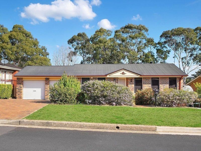 47 Manooka Crescent, Bradbury NSW 2560
