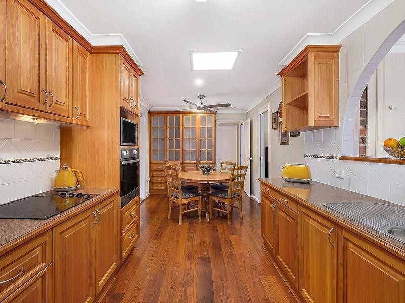 47 Manooka Crescent, Bradbury NSW 2560