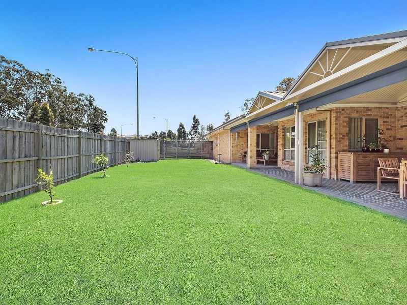 1 Holland Drive, Spring Farm NSW 2570