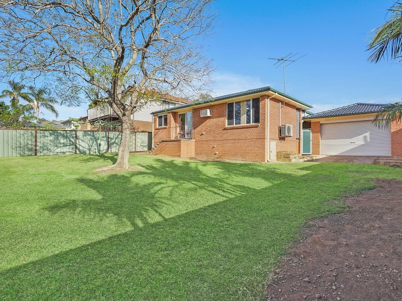 61 Demetrius Road, Rosemeadow NSW 2560