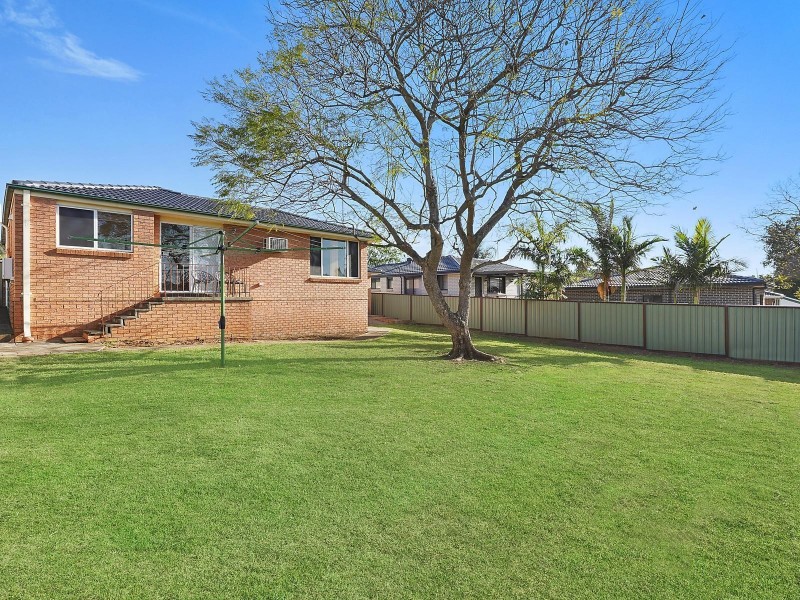 61 Demetrius Road, Rosemeadow NSW 2560