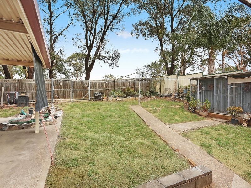 25 Minchinbury Terrace, Eschol Park NSW 2558