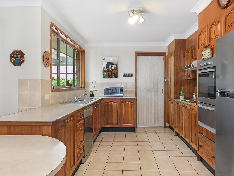 8 Hardwicke Street, The Oaks NSW 2570