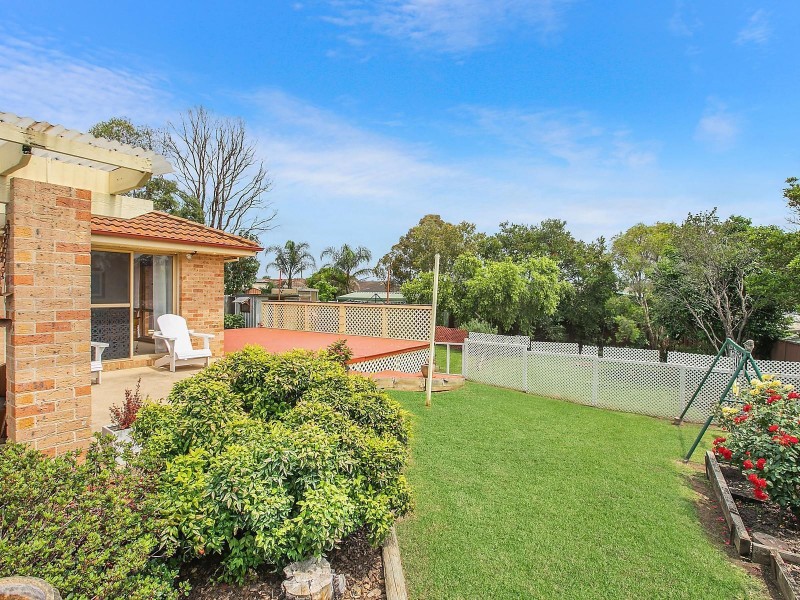 8 Hardwicke Street, The Oaks NSW 2570