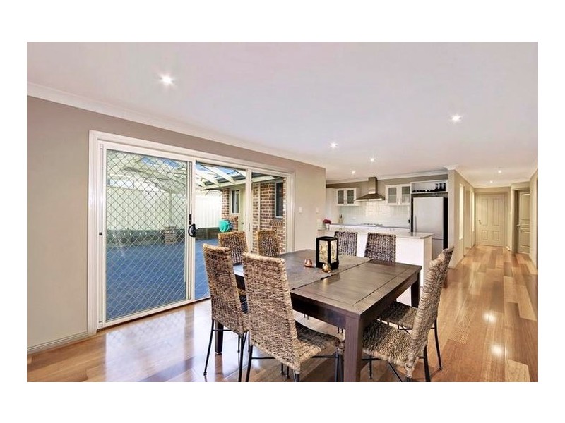 8 Hereford Way, Picton NSW 2571