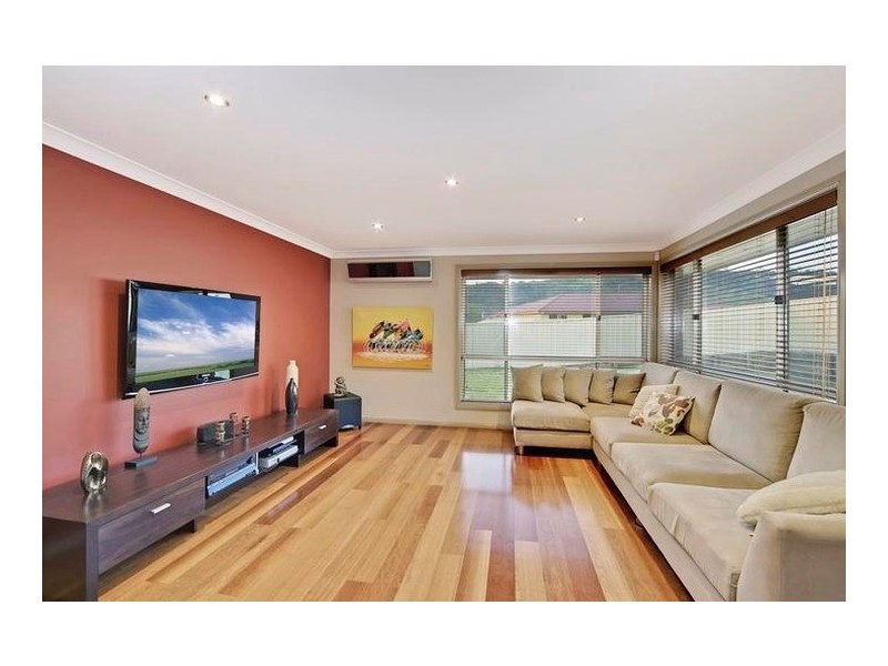 8 Hereford Way, Picton NSW 2571