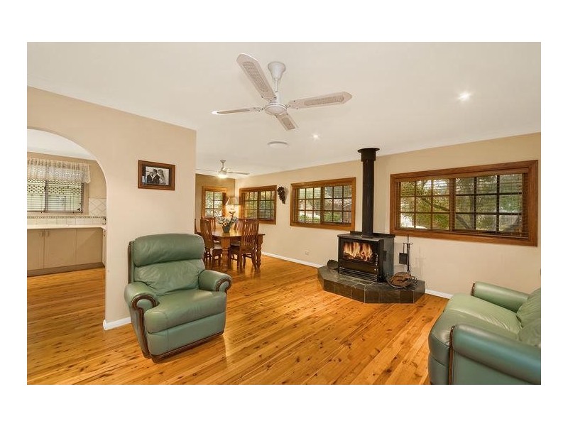 6 Bowman Avenue, Camden South NSW 2570