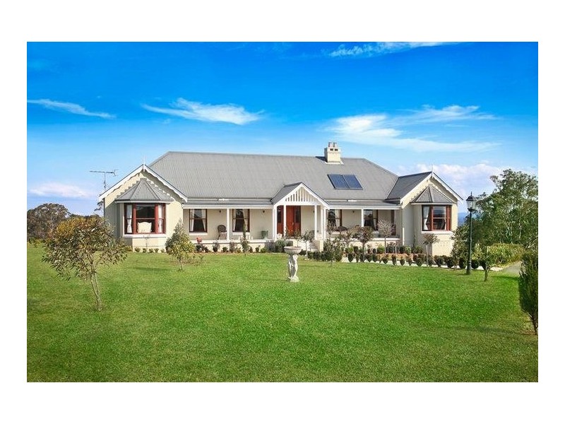 825  Mount Hercules Road, Razorback NSW 2571