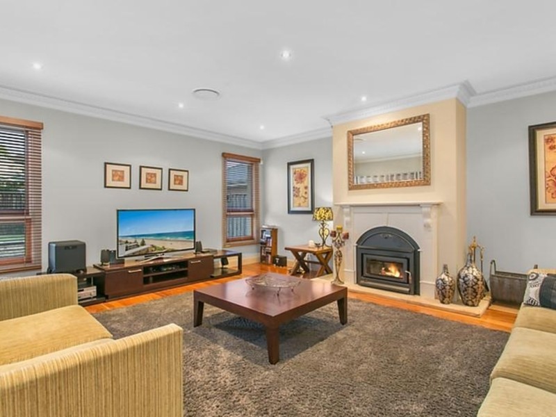 16 Macarthur Circuit, Camden Park NSW 2570