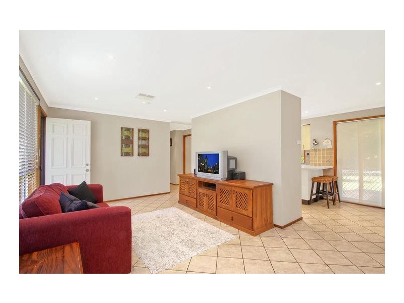 27 Mary Street, The Oaks NSW 2570