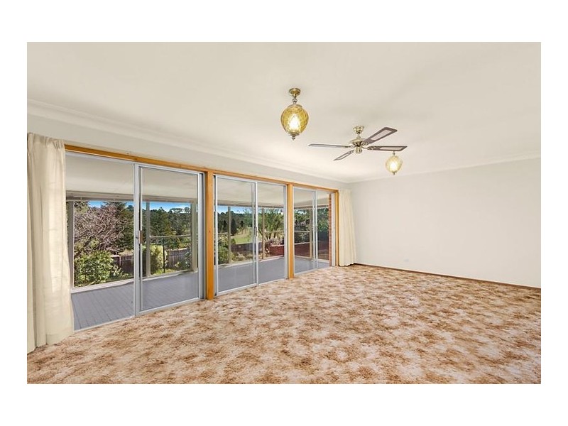 102 Blaxland Road, Wentworth Falls NSW 2782